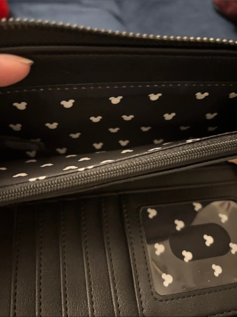Loungefly Minnie Mouse Set